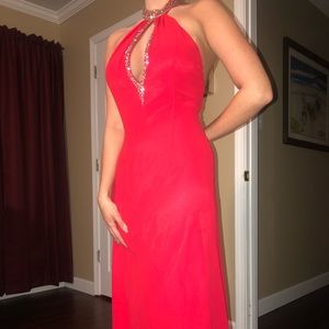 Size 8, Red Nina Canacci, no alterations